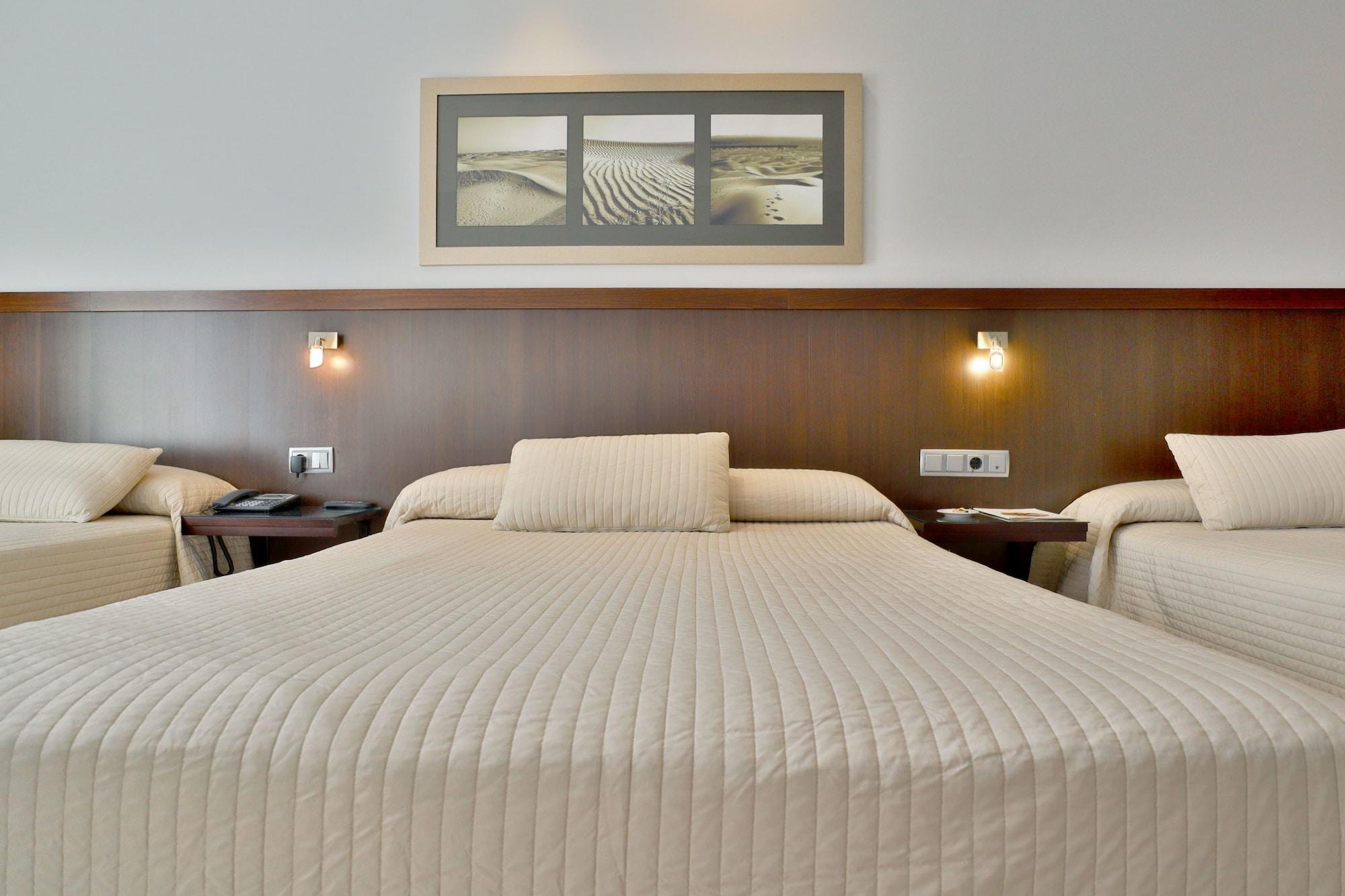 Hotel Oasis Cordoba Luaran gambar